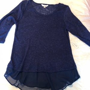 Charming Charlie’s Sweater Size M